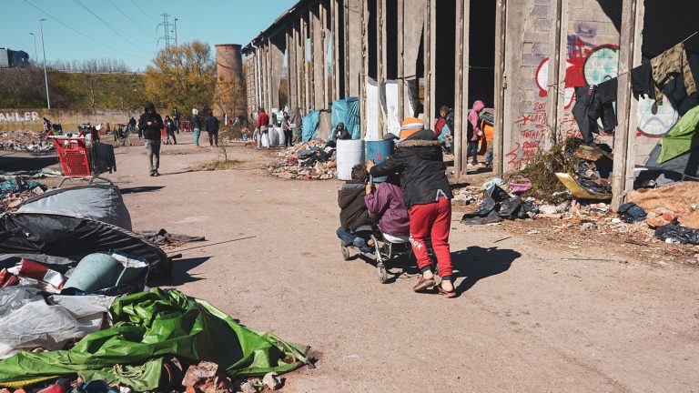 photos exiles calais grande synthe